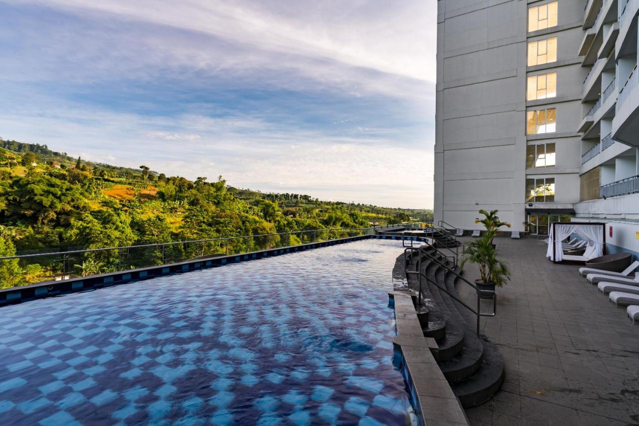 Le Eminence Convention & 5*