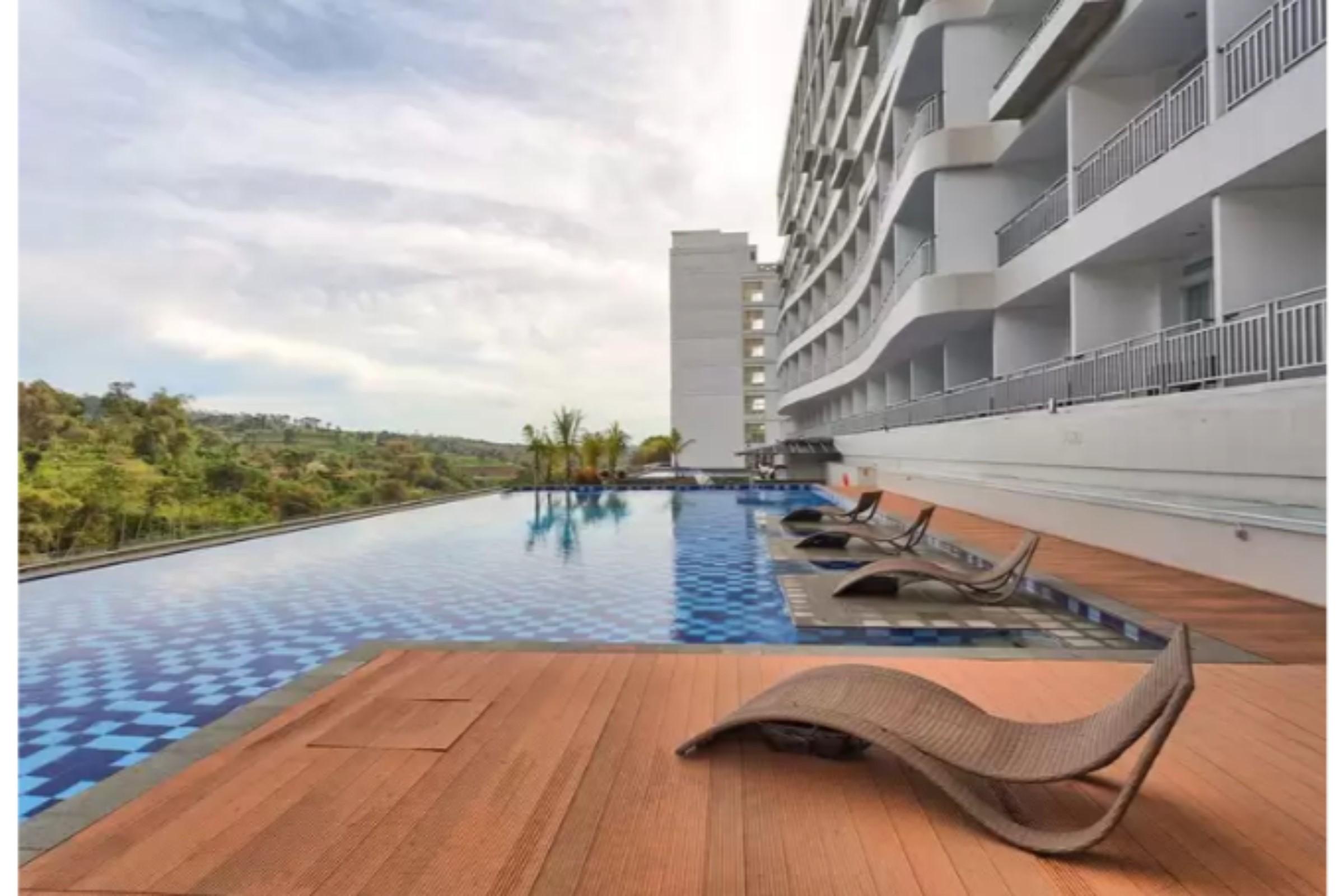 Le Eminence Convention & Hotel 5*