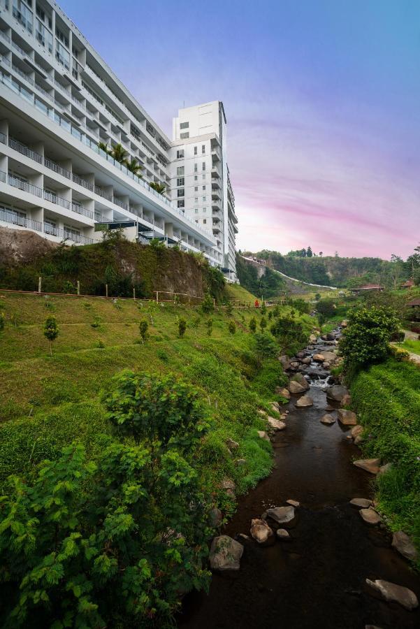 Hotel Le Eminence Convention & 5*