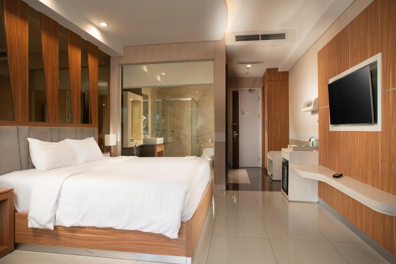 Le Eminence Convention & Hotel 5*